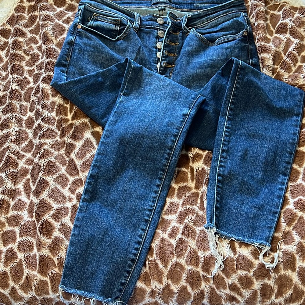 Judy Blue skinny fit w button fly size 11